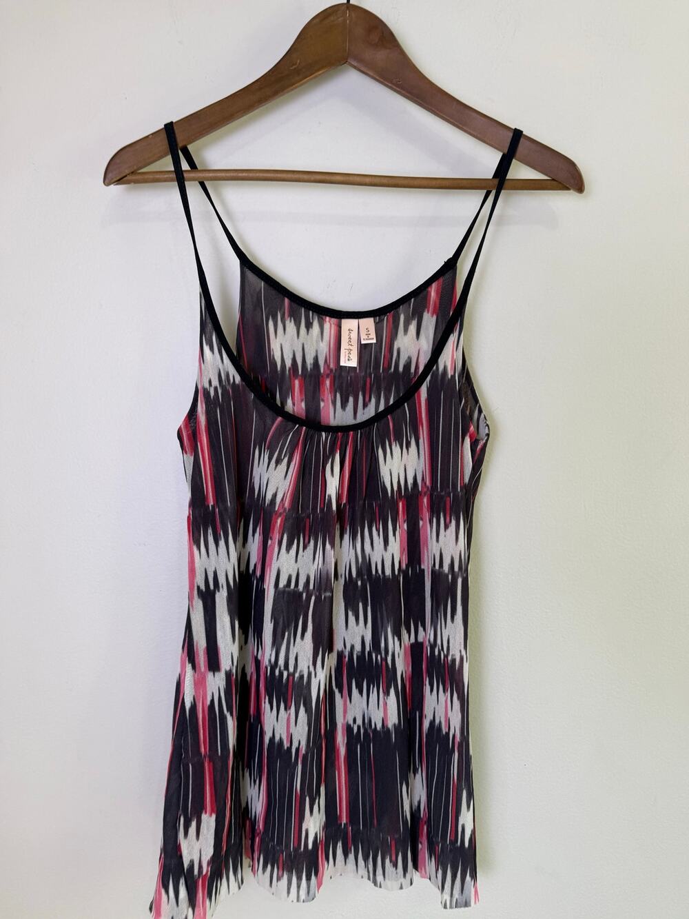 Y2K Sweet Pea Sheer Mesh Tank Top Small Abstract Print Black Pink Cami